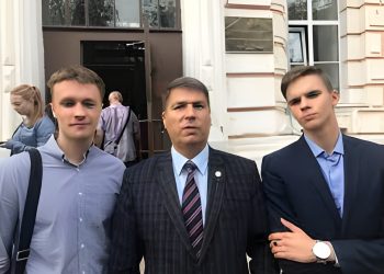 Прокурор-Гастролёр в прицел не смотрит — Проект Валерия Киселева