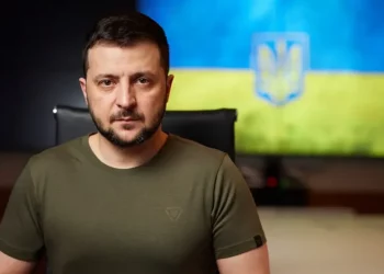 Украина против коррупции: Зеленский требует немедленного увольнения