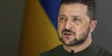 Зеленский хочет приравнять коррупцию к госизмене на время войны